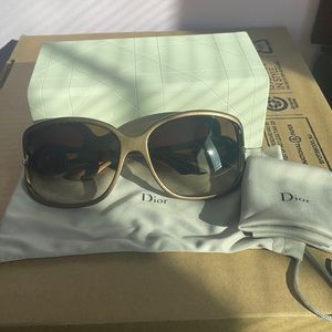Women’s Dior sunglasses